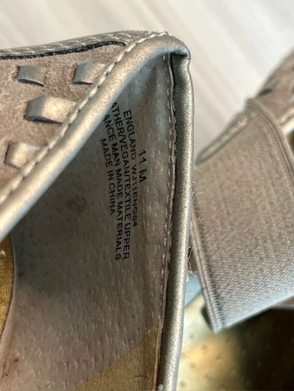 Jambu Hidden Wedge Taupe Suede Comfort Mary Jane Shoes—Women’s 11M